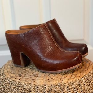 KORK-EASE | Sagano Leather Clogs Rum Size 7 EUC